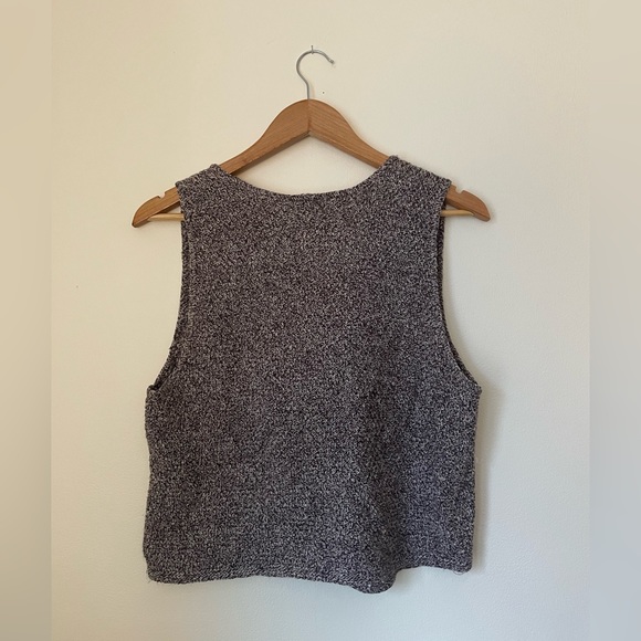 Easy Wear button-up tank or vest - Picture 4 of 6